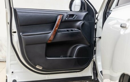 Toyota Highlander III, 2011 год, 2 198 000 рублей, 20 фотография