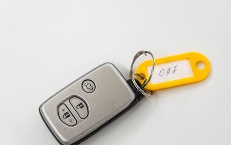 Toyota Highlander III, 2011 год, 2 198 000 рублей, 30 фотография