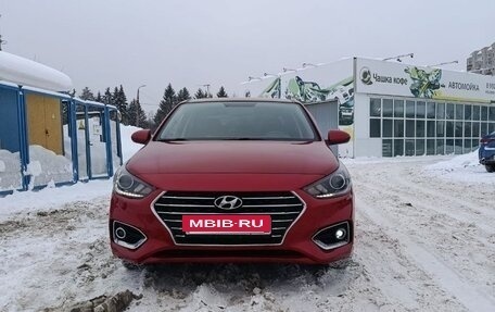 Hyundai Solaris II рестайлинг, 2017 год, 1 400 000 рублей, 5 фотография