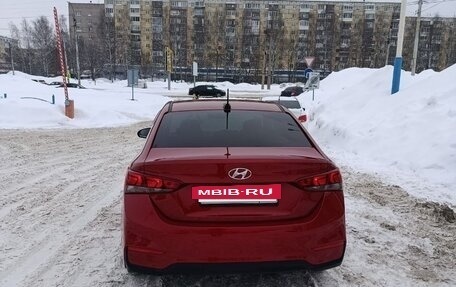 Hyundai Solaris II рестайлинг, 2017 год, 1 400 000 рублей, 3 фотография