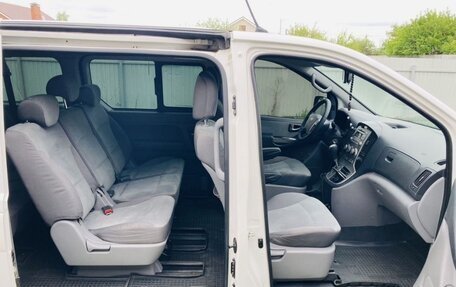 Hyundai H-1 II рестайлинг, 2012 год, 1 690 000 рублей, 11 фотография