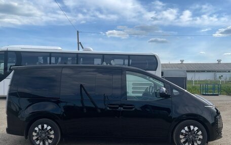 Hyundai Staria, 2023 год, 5 250 000 рублей, 7 фотография