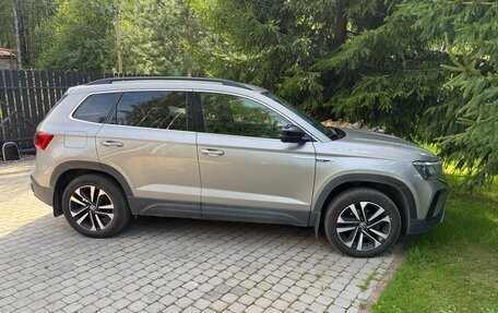 Volkswagen Taos, 2021 год, 1 850 000 рублей, 4 фотография