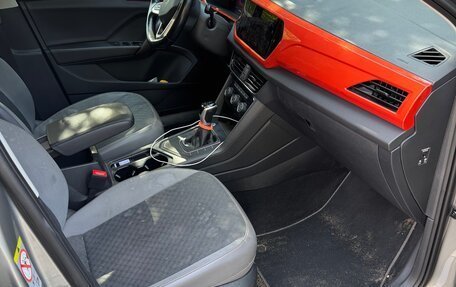 Volkswagen Taos, 2021 год, 1 850 000 рублей, 2 фотография