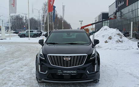 Cadillac XT5 I рестайлинг, 2021 год, 2 650 000 рублей, 2 фотография