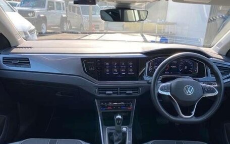 Volkswagen Polo VI (EU Market), 2023 год, 1 700 400 рублей, 7 фотография