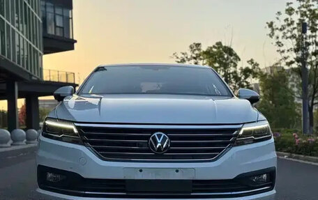 Volkswagen Lavida, 2021 год, 1 375 000 рублей, 2 фотография