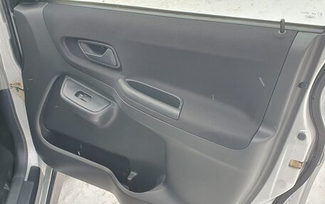 Suzuki Ignis II (HR), 2005 год, 950 000 рублей, 13 фотография