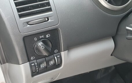 Suzuki Ignis II (HR), 2005 год, 950 000 рублей, 28 фотография