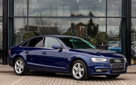 Audi A4, 2015 год, 1 495 000 рублей, 3 фотография