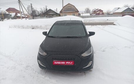 Hyundai Solaris II рестайлинг, 2014 год, 450 000 рублей, 1 фотография