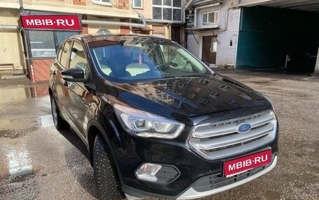 Ford Kuga III, 2019 год, 1 900 000 рублей, 1 фотография