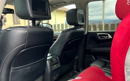 Nissan Pathfinder, 2014 год, 1 800 000 рублей, 9 фотография