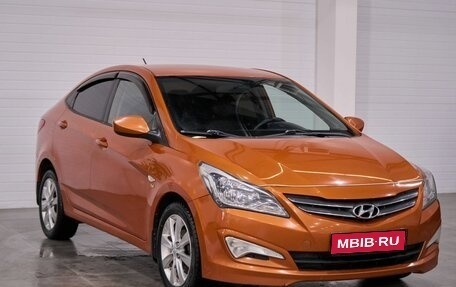 Hyundai Solaris II рестайлинг, 2015 год, 980 000 рублей, 1 фотография
