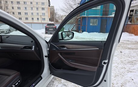 BMW 5 серия, 2019 год, 4 750 000 рублей, 5 фотография