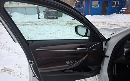 BMW 5 серия, 2019 год, 4 750 000 рублей, 10 фотография