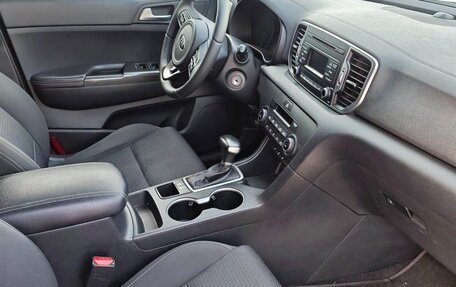 KIA Sportage IV рестайлинг, 2017 год, 1 930 000 рублей, 10 фотография