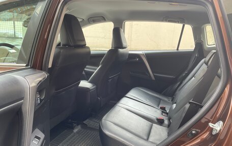 Toyota RAV4, 2016 год, 2 500 000 рублей, 8 фотография