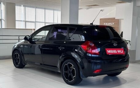 KIA cee'd I рестайлинг, 2007 год, 585 000 рублей, 6 фотография