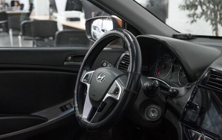 Hyundai Solaris II рестайлинг, 2015 год, 980 000 рублей, 12 фотография