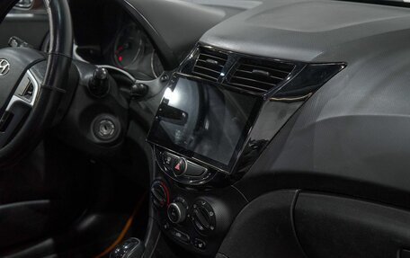 Hyundai Solaris II рестайлинг, 2015 год, 980 000 рублей, 11 фотография