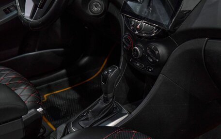 Hyundai Solaris II рестайлинг, 2015 год, 980 000 рублей, 13 фотография