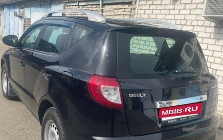 Geely Emgrand X7 I, 2015 год, 800 000 рублей, 3 фотография