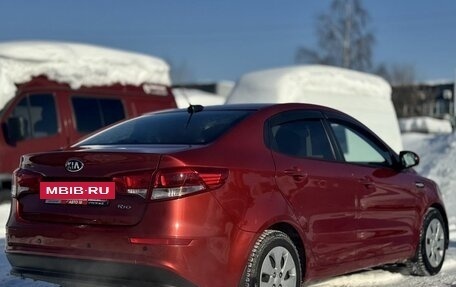 KIA Rio III рестайлинг, 2017 год, 989 000 рублей, 5 фотография