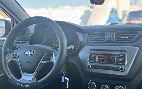 KIA Rio III рестайлинг, 2017 год, 989 000 рублей, 14 фотография