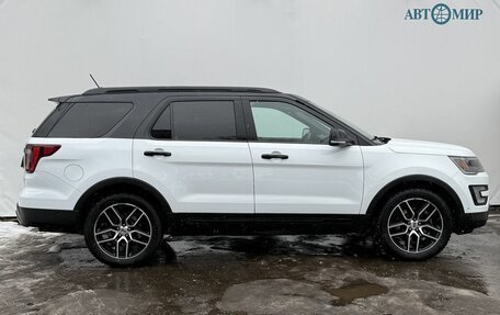 Ford Explorer VI, 2017 год, 3 080 000 рублей, 4 фотография
