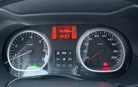 Renault Duster I рестайлинг, 2013 год, 890 000 рублей, 7 фотография