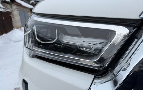 Toyota Hilux VIII, 2021 год, 4 490 000 рублей, 7 фотография