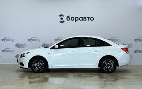 Chevrolet Cruze II, 2011 год, 745 000 рублей, 10 фотография