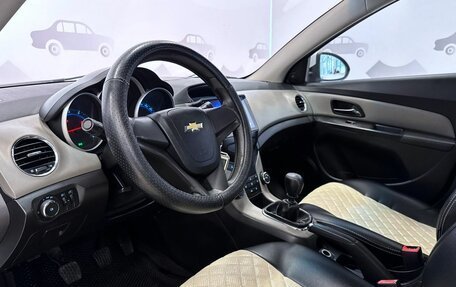 Chevrolet Cruze II, 2011 год, 745 000 рублей, 12 фотография