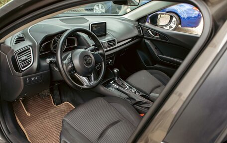 Mazda 3, 2017 год, 1 325 000 рублей, 13 фотография