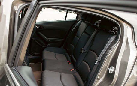 Mazda 3, 2017 год, 1 325 000 рублей, 17 фотография