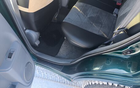 Toyota RAV4, 2000 год, 950 000 рублей, 16 фотография