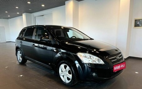 KIA cee'd I рестайлинг, 2009 год, 578 000 рублей, 1 фотография