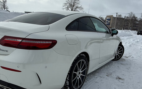 Mercedes-Benz E-Класс, 2018 год, 3 550 000 рублей, 7 фотография