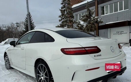 Mercedes-Benz E-Класс, 2018 год, 3 550 000 рублей, 5 фотография