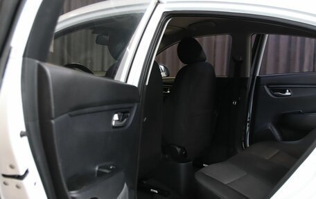 KIA Rio IV, 2021 год, 1 649 000 рублей, 6 фотография