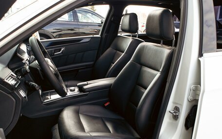 Mercedes-Benz E-Класс, 2011 год, 1 455 000 рублей, 11 фотография