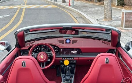 Porsche 911, 2022 год, 14 700 000 рублей, 7 фотография