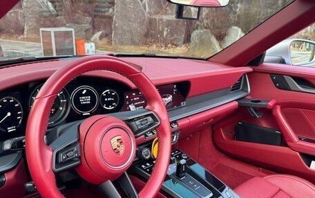 Porsche 911, 2022 год, 14 700 000 рублей, 10 фотография