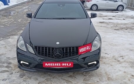 Mercedes-Benz E-Класс, 2011 год, 1 395 000 рублей, 4 фотография