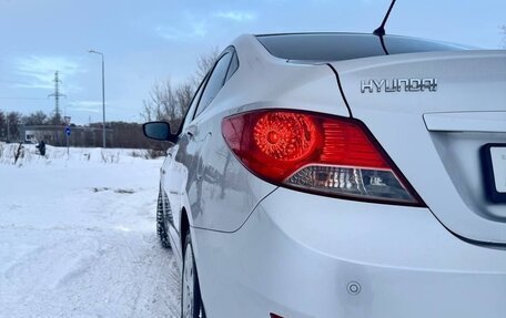 Hyundai Solaris II рестайлинг, 2012 год, 700 000 рублей, 5 фотография