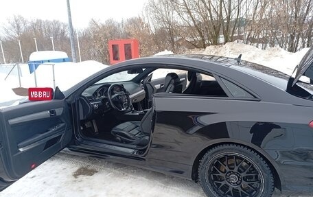 Mercedes-Benz E-Класс, 2011 год, 1 395 000 рублей, 29 фотография