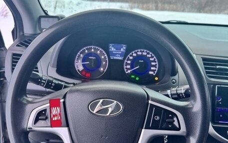 Hyundai Solaris II рестайлинг, 2012 год, 700 000 рублей, 10 фотография