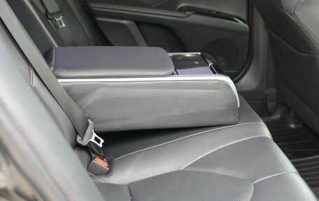 Toyota Camry, 2018 год, 2 900 000 рублей, 15 фотография