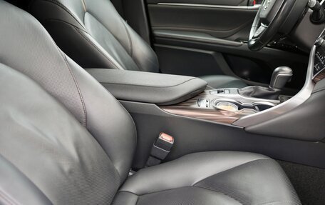 Toyota Camry, 2018 год, 2 900 000 рублей, 18 фотография